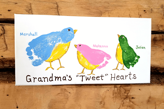 Grandkid footprints become birds in this unique Grandparent's Day gift. | The Dating Diva