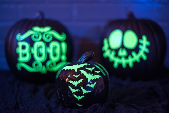Glow-in-the-dark pumpkins that can be given as Halloween gifts | The Dating Divas