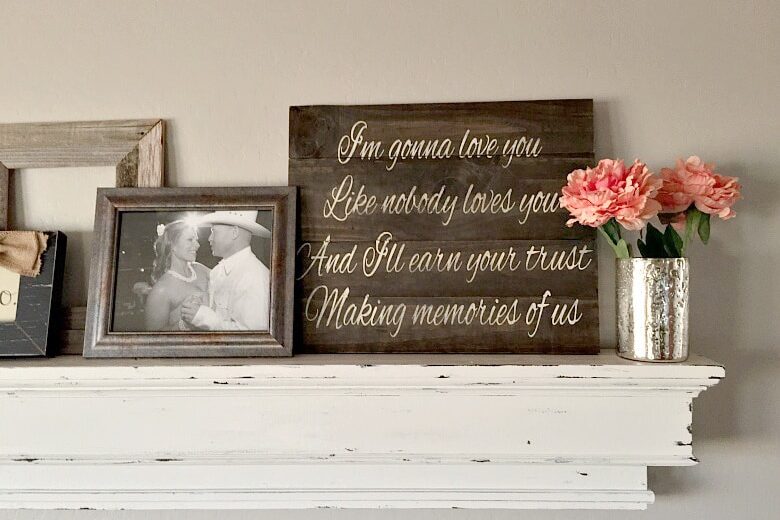 Put the words to your wedding song on a sign to display in your home. Who wouldn't love these homemade Christmas gifts? | The Dating Divas