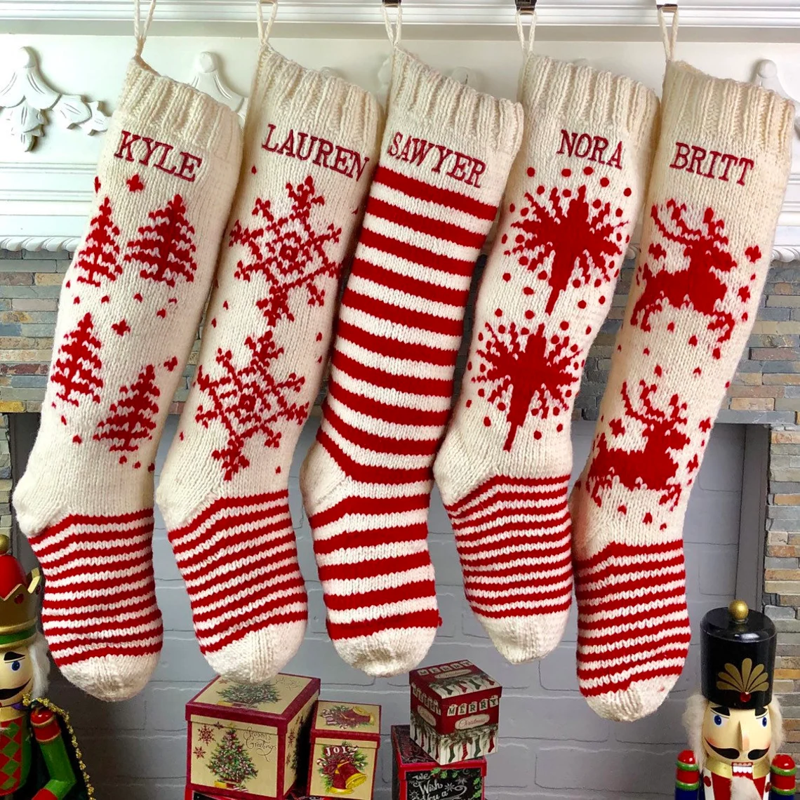 These handknit custom Christmas stockings have all the vintage vibes. | The Dating Divas