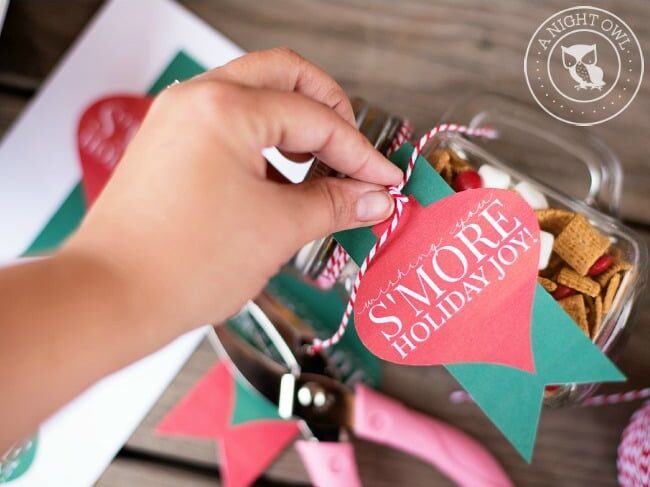 Christmas gift baskets full of s'mores. | The Dating Divas
