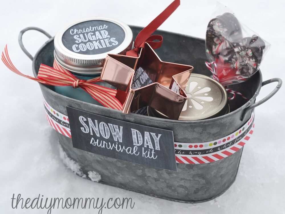 15+ Best Christmas Gift Basket & Door Drop Ideas