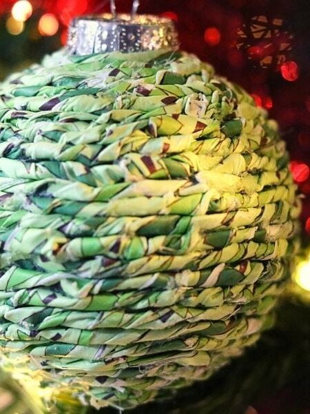 50 Fun   Easy Christmas Crafts for Families - 49
