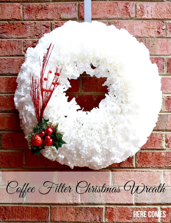 40 Best Christmas Wreaths to Deck Your Doors - 52