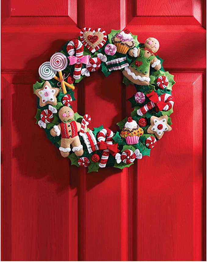 40 Best Christmas Wreaths to Deck Your Doors - 54