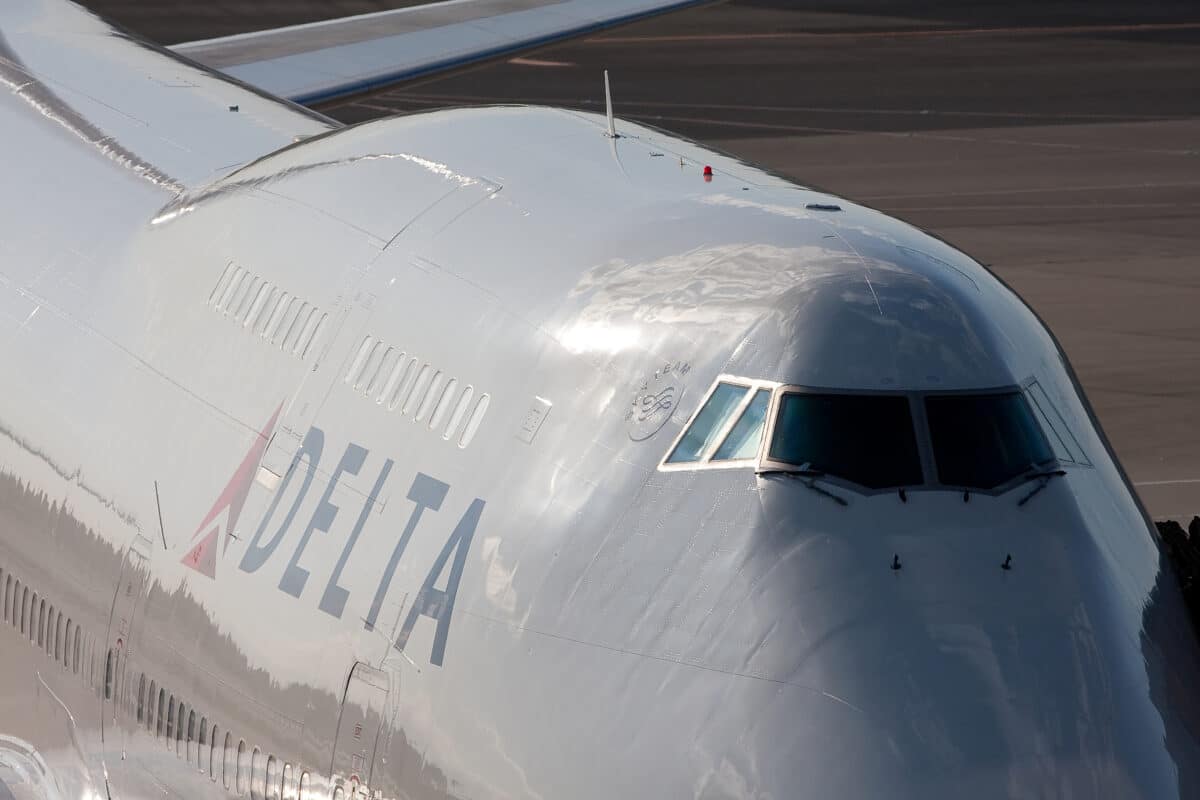 Tour a Delta 747 amongst other fun things to to in Atlanta. | The Dating Divas