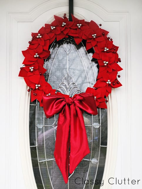 40 Best Christmas Wreaths to Deck Your Doors - 82