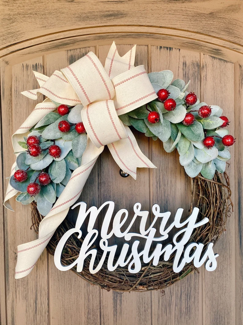 40 Best Christmas Wreaths to Deck Your Doors - 59