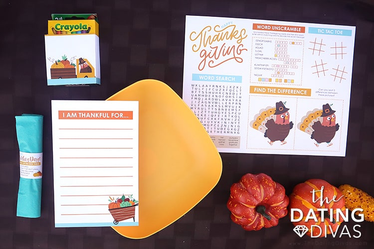This ultimate Thanksgiving table kids' pack has all the Thanksgiving crafts you need! | The Dating Divas
