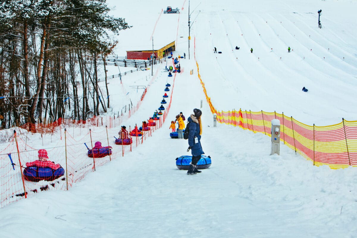 Make sure to go snow tubing for fun winter activities this year! | The Dating Divas