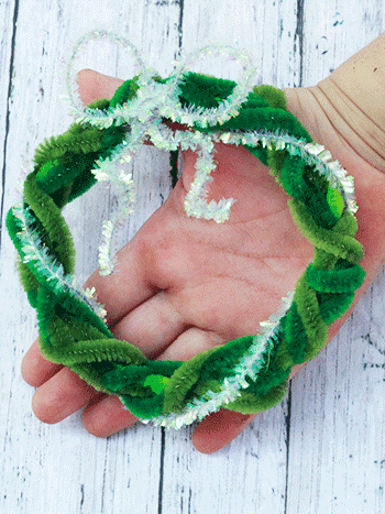 50 Fun   Easy Christmas Crafts for Families - 14