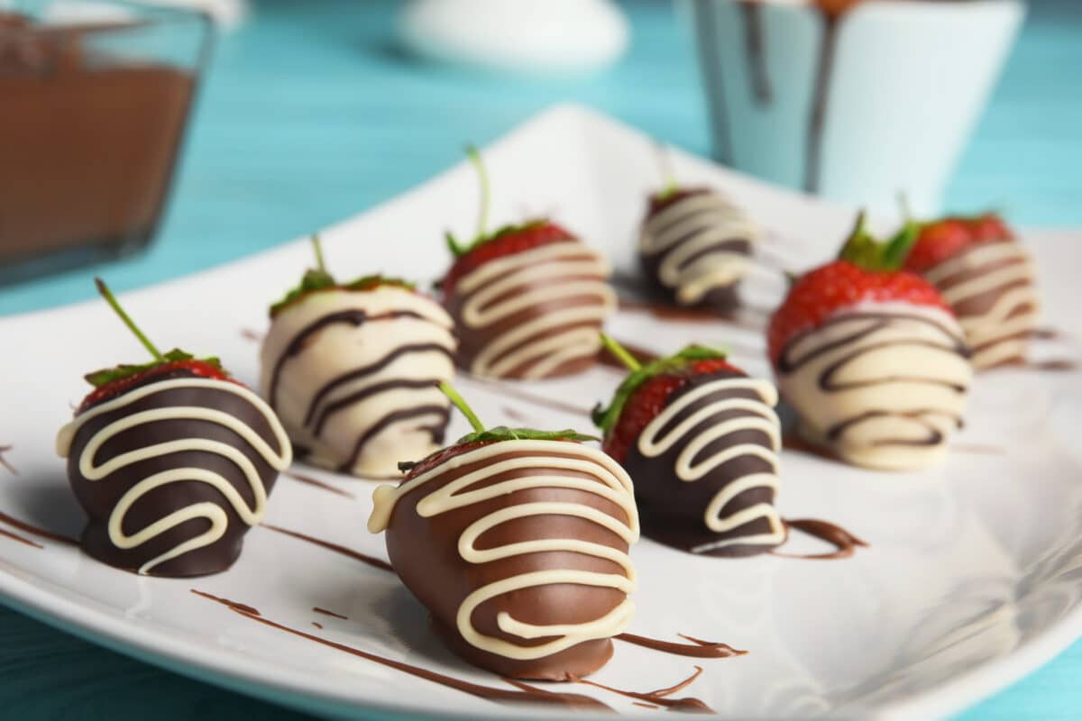 25 Creative Things to Do on Valentine s Day 2023 - 54