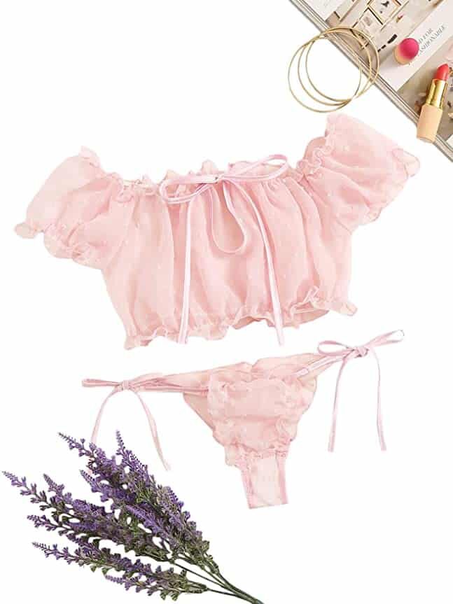 Pink lingerie for a Valentine's date night in the bedroom. | The Dating Divas