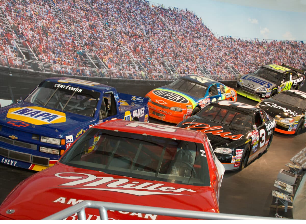 Looking for fun things to do in Charlotte, NC? Visit the Nascar Hall of Fame! | The Dating Divas