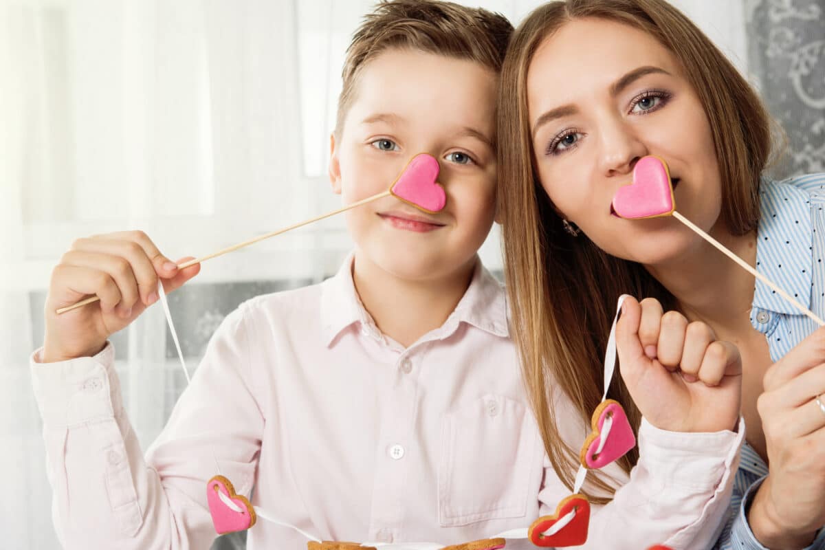 Making sugar cookies and decorating them is one of our favorite things to do on Valentine's Day. | The Dating Divas