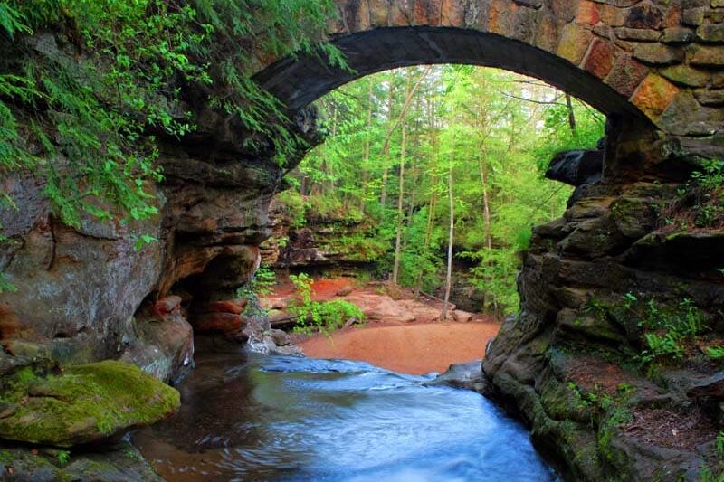 The quick trip destination of Hocking Hills State Park | The Dating Divas