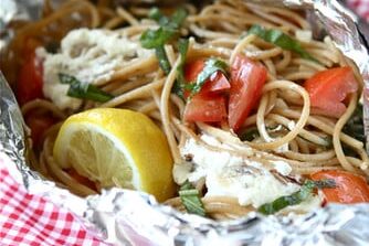 Do you want non-traditional camping recipes? Try this yummy pasta in a foil pack! | The Dating Divas