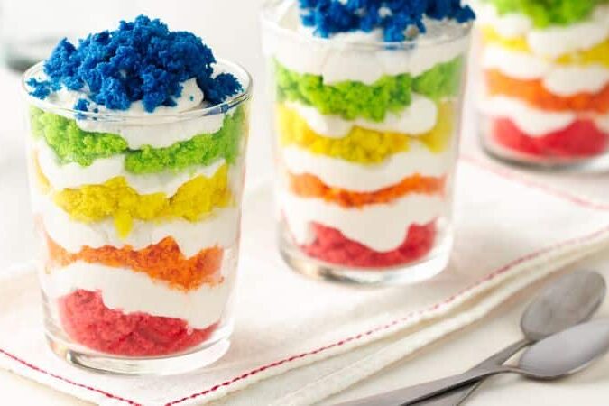 Rainbow layered St. Patrick's Day desserts | The Dating Divas