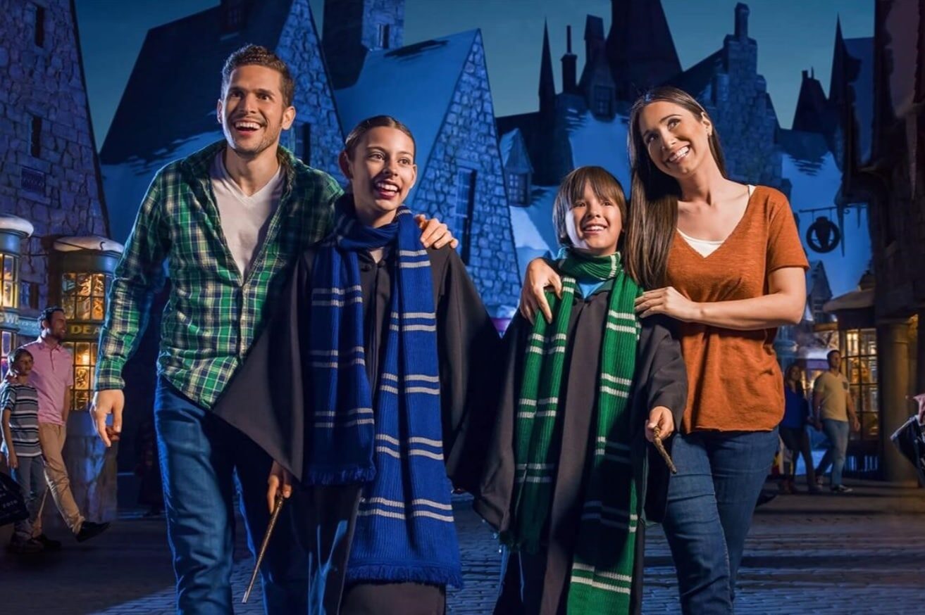 A family visiting The Wizarding World of Harry Potter for spring break destinations | The Dating Divas