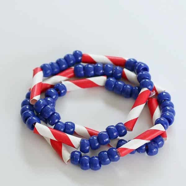 Looking for cute Fourth of July crafts you can wear? Make this festive necklace! | The Dating Divas