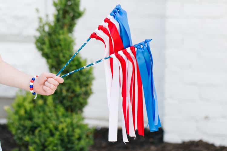 Wave these flag crafts proudly during an Independence Day parade! | The Dating Divas