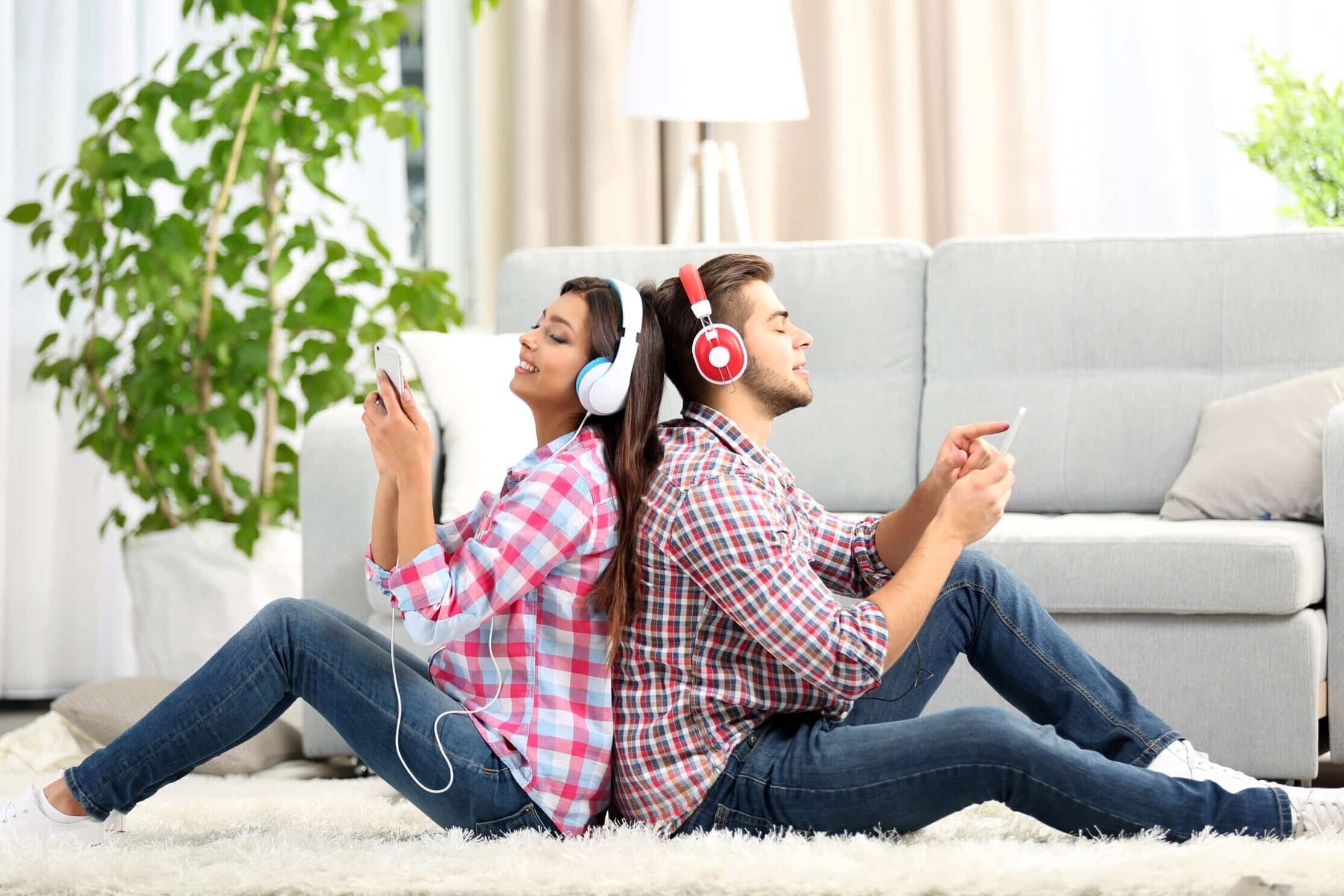 Spotify playlists can help you relax and chill together. | The Dating Divas