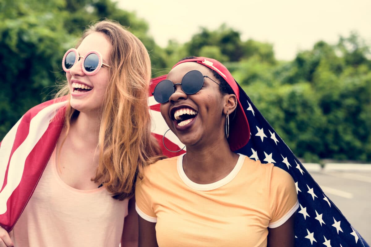 Are you looking for the best 4th of July quotes? Take a look at our huge list! | The Dating Divas