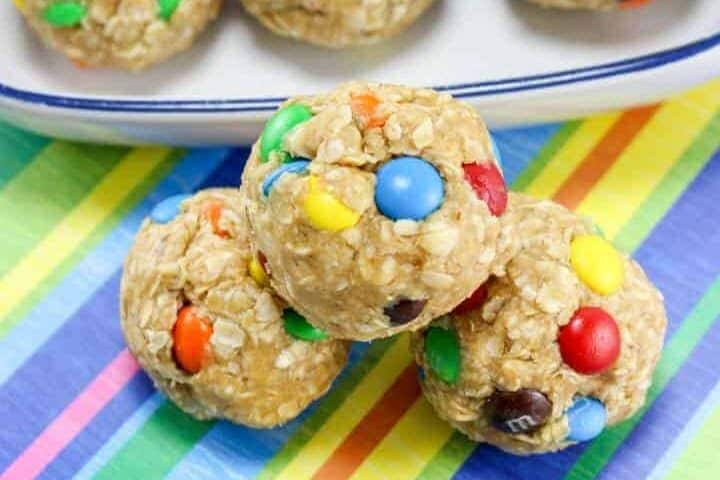 Monster cookie snack ideas for kindergartners | The Dating Divas