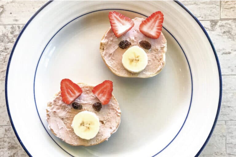 Make healthy snacks for kindergartners that look like pigs. | The Dating Divas