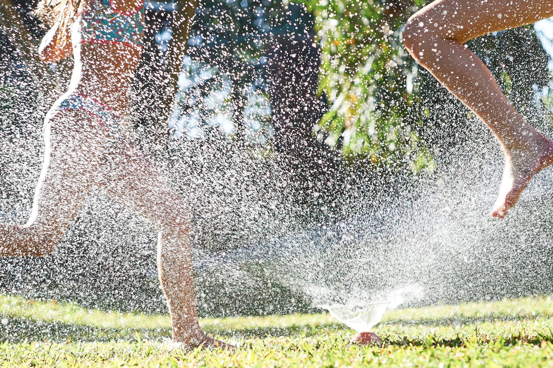 Looking for fun things to do on Labor Day? Run through the sprinklers! | The Dating Divas