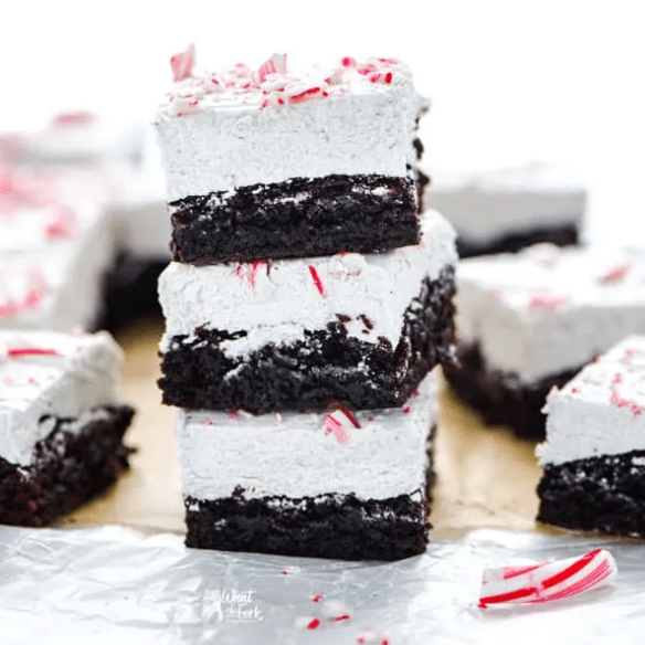 Gluten-free peppermint brownies are great Christmas treats for our GF friends! | The Dating Divas 