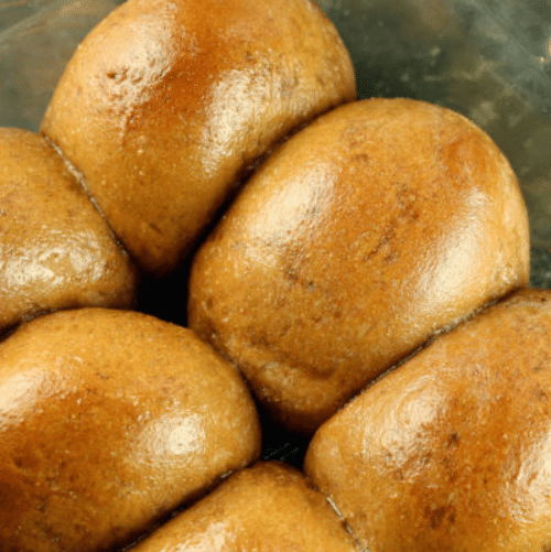 These copycat Outback Steakhouse rolls will be the star of your Thanksgiving sides! | The Dating Divas 