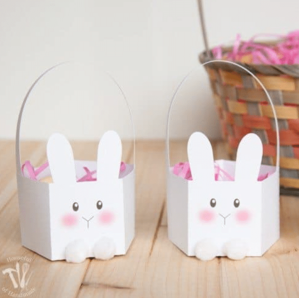 You will love this cute bunny basket template for your easy Easter crafts! | The Dating Divas 
