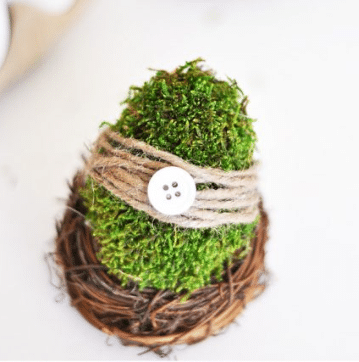 Moss-covered Easter eggs are one of the easiest Easter crafts for families. | The Dating Divas 