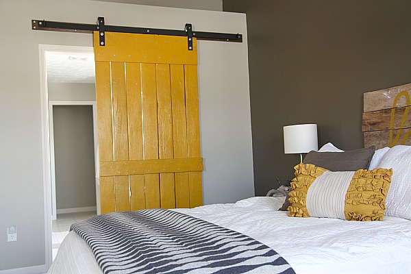 10 Gorgeous DIY Projects   Master Bedroom Edition - 43